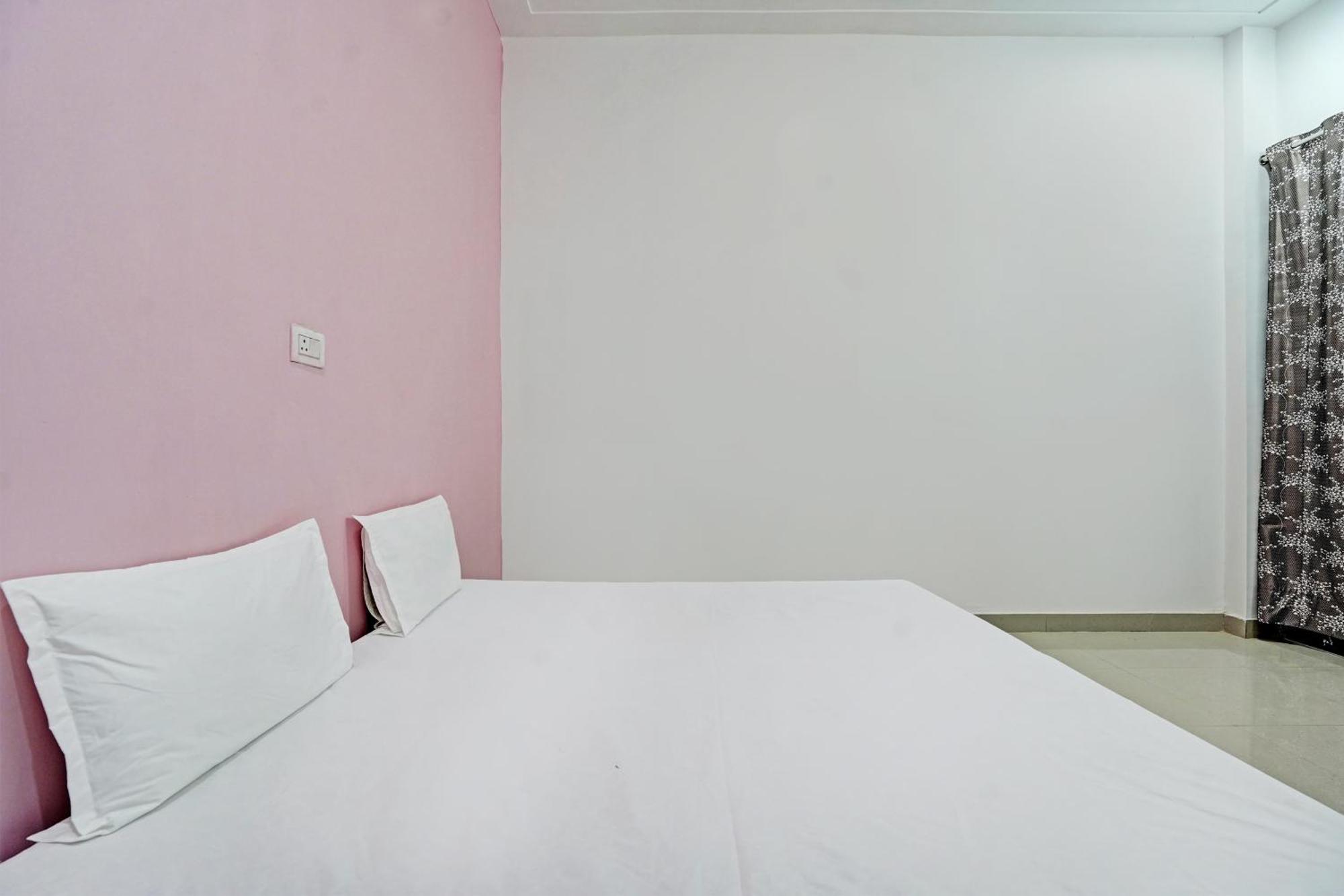 Hotel O Parth Logistics Dhāruhera Exteriör bild