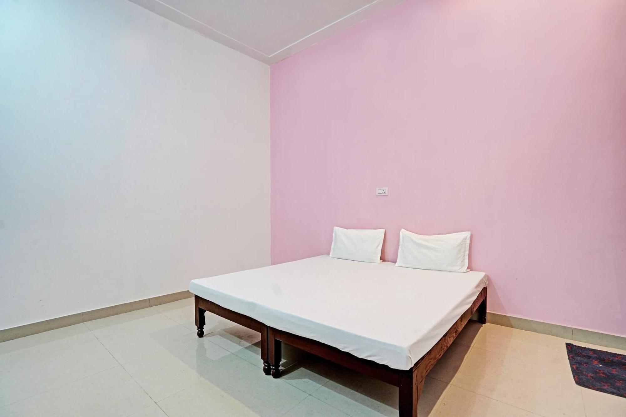 Hotel O Parth Logistics Dhāruhera Exteriör bild